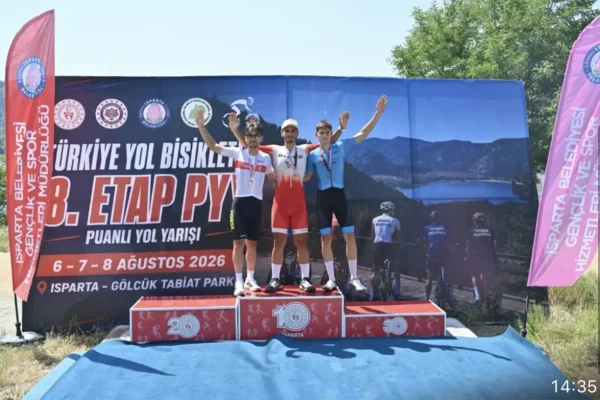Türkiye Yol Bisikleti 8. Etap PYY Yarışı büyük heyecana sahne oldu