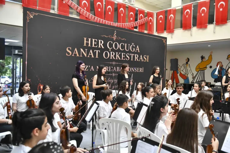 “Her Çocuğa Sanat Projesi” ile geleceğin sanatçıları yetişmeye devam ediyor