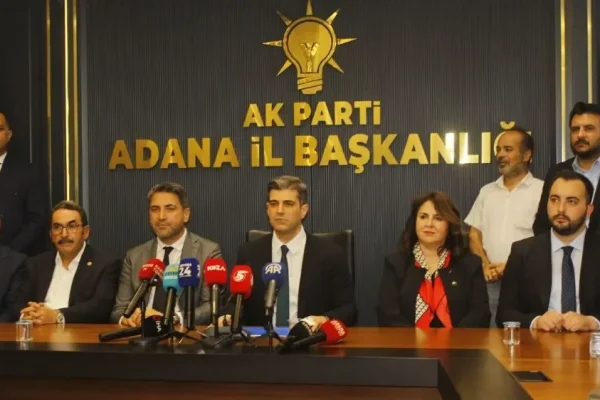 AK Parti Adana’da Özkan dönemi başladı