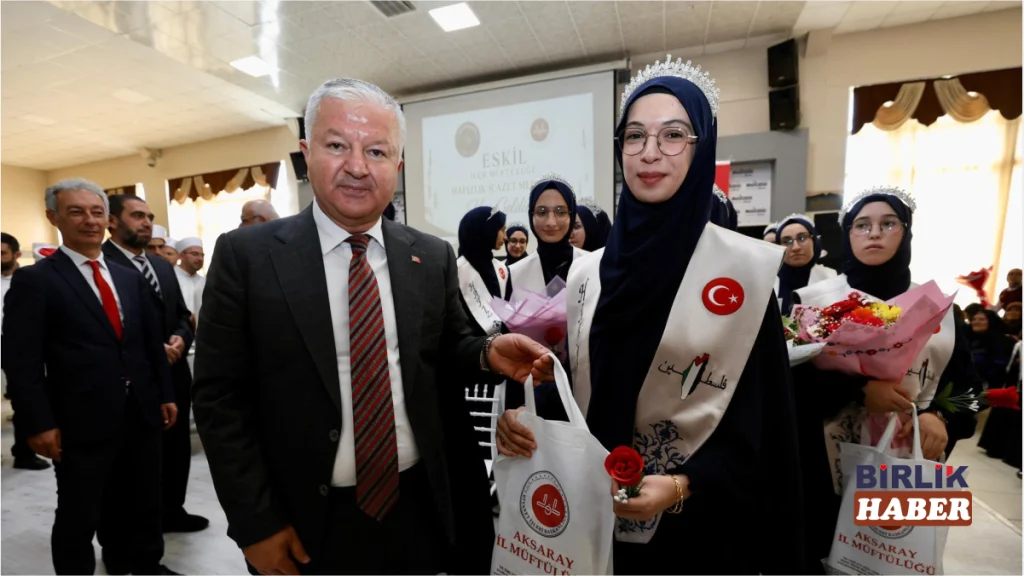 Vali Murat Duru, Eskil’de Hafızlık İcazet Törenine Katıldı