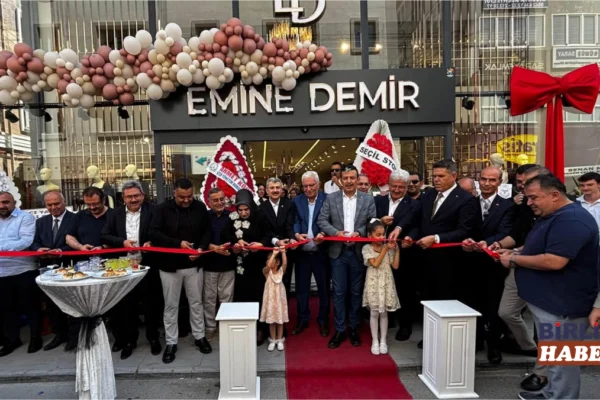Emine Demir Giyim Mağazası Aksaray’da Açıldı