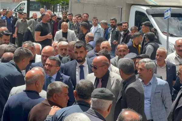 AK Parti Kars Milletvekili Adem Çalkın’a Kağızman’da yoğun ilgi