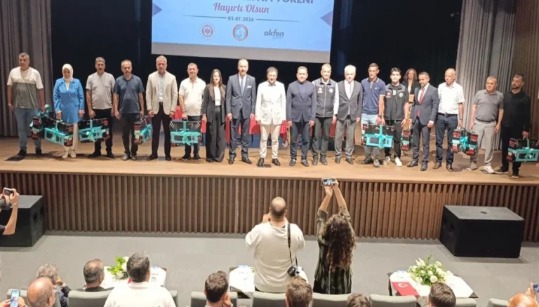 Akfen hastane grubu’ndan Isparta muhtarlarına dijital destek