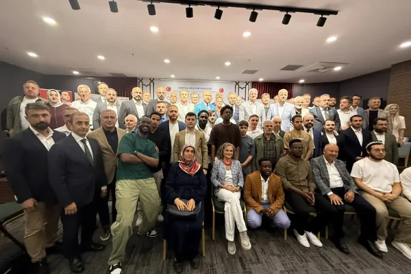 RİDEVA’da Think Tank Projesi : Bilal Erdoğan üniversiteli gençlerle buluştu