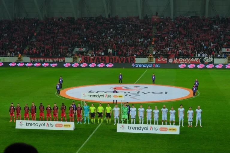 Arca Çorum FK Finalde