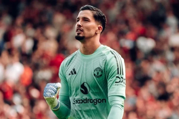 Bayındır: Old Trafford’da Türk bayrağını dalgalandırmak gurur
