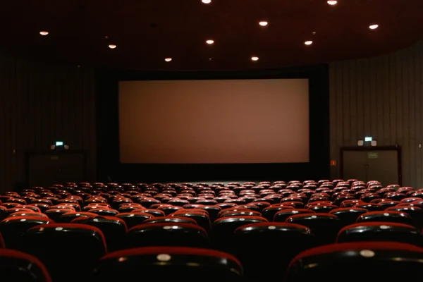 Sinemalara ilgi azaldı, sinema seyircisi 27,7 milyona geriledi