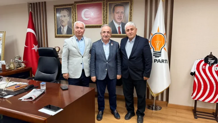 Türkiye Karate Federasyonu Heyetinden AK Parti İl Başkanı Mehmet Köse’ye ziyaret