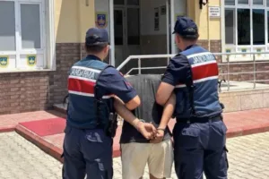 Kendini jandarma olarak tanıtan şüpheli JASAT operasyonuyla yakalandı
