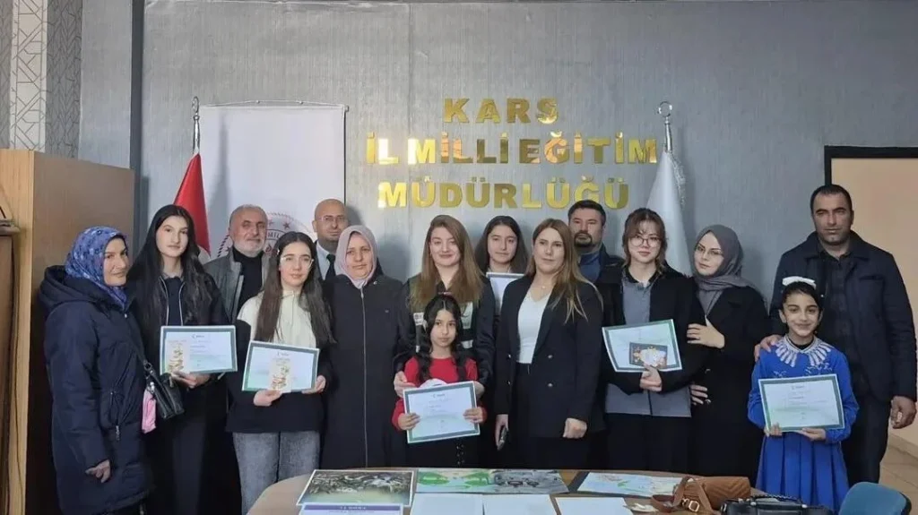 Geleceğin teminatı gençlere “Sağlıklı Nesiller” ödülü