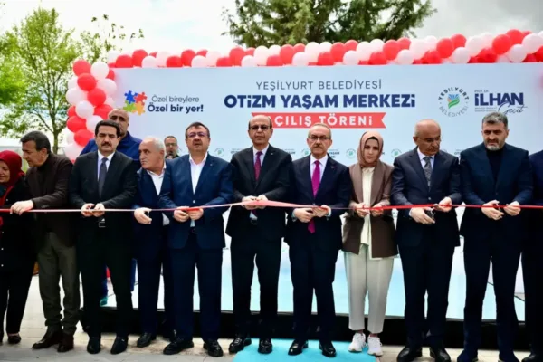 Yeşilyurt Otizm Yaşam ve Destek Merkezi hizmete açıldı