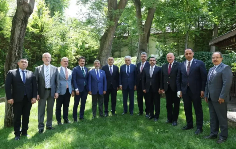 TBMM’de Azerbaycan Büyükelçisi Reşad Memmedov’a Veda Programı Düzenlendi