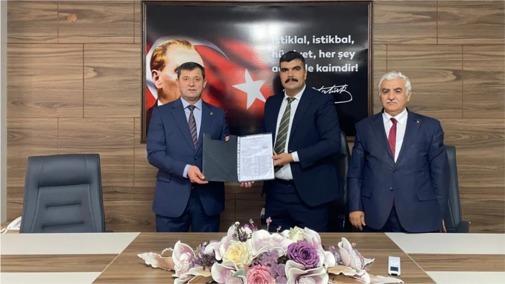 Erçin Mevlüt Düzgün Yeniden Başkan Seçildi, Mazbatasını Aldı