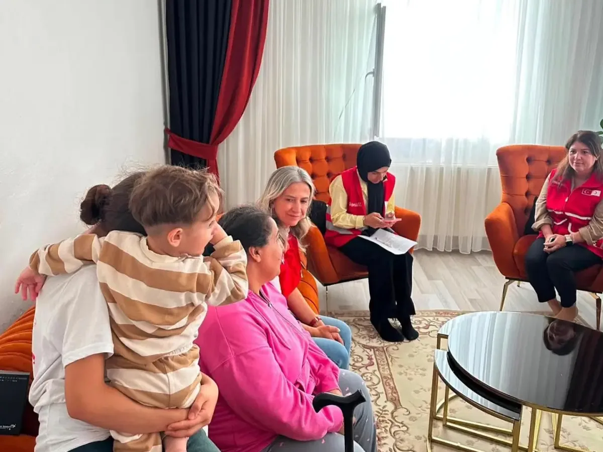 Kars’ta iyilik evlere taşınıyor
