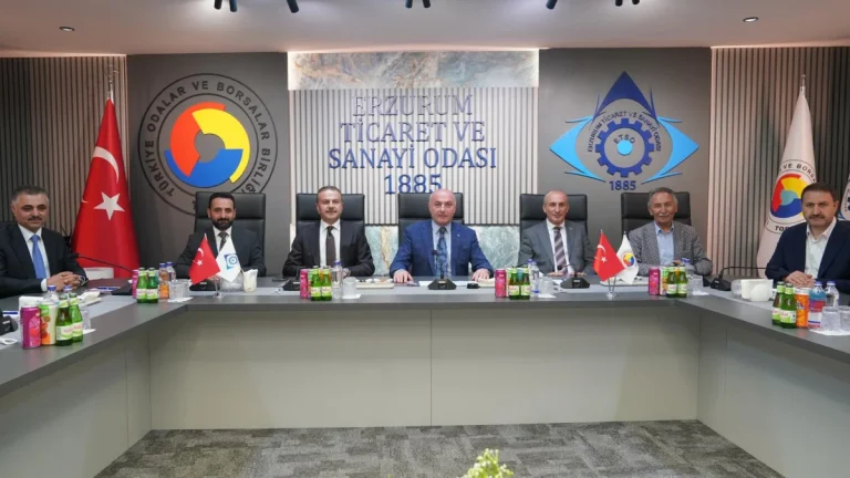 Duhok Ticaret ve Sanayi Odası ile IKBY heyetinden ETSO’ya ziyaret