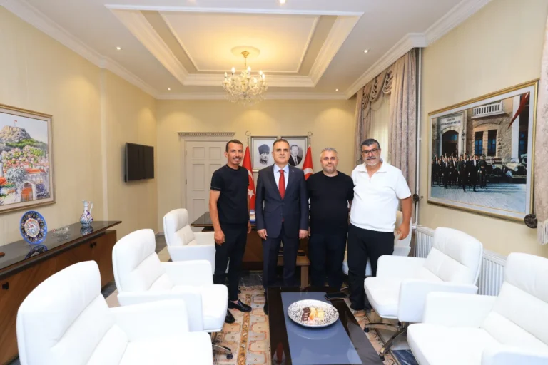 TİMBİR İngiltere Temsilcisi İsmail Karakaş’tan Muğla Valisi Dr. İdris Akbıyık’a ziyaret