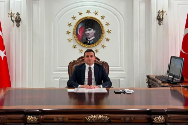 Digor Kaymakamı Abdulkadir Zengin görevine başladı