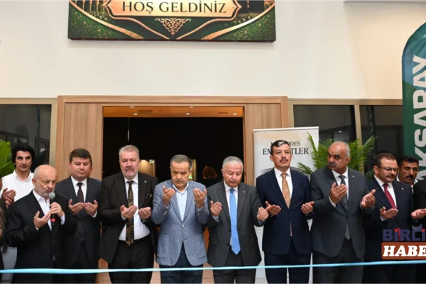 Aksaray’da Kutsal Emanetler Sergisi Resmen Açıldı