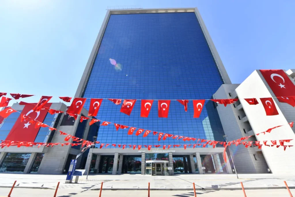ABB yüksek kredi notuyla mali liderliğini sürdürüyor