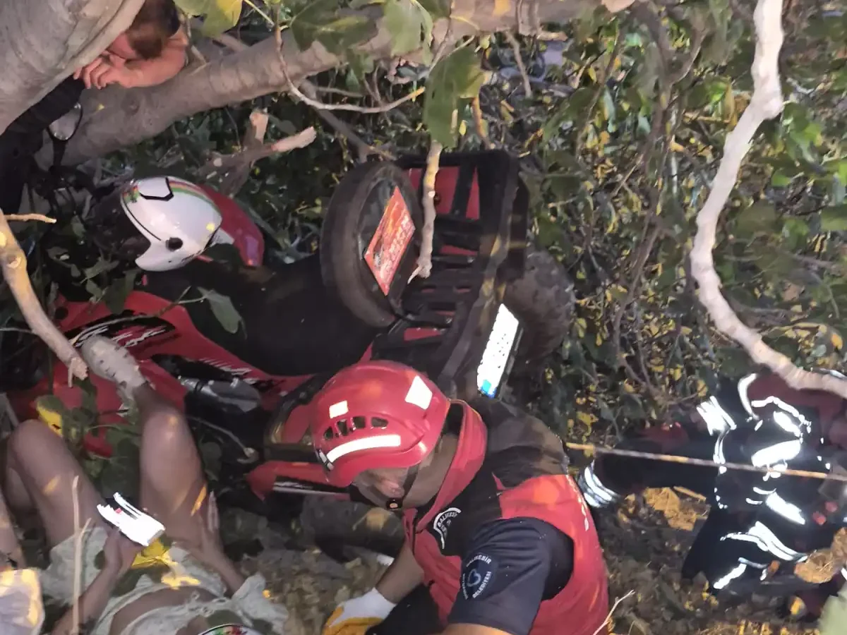 Balıkesir Ayvalık’ta ATV şarampole uçtu: 2 yaralı