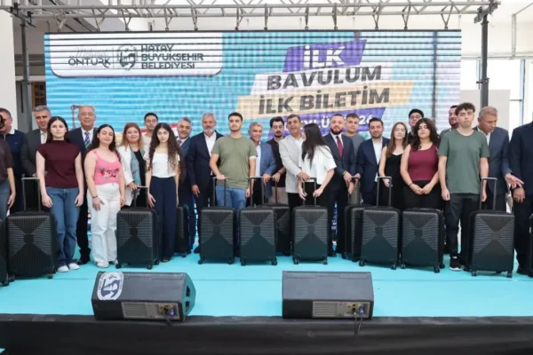 Hatay’da üniversite öğrencilerine ulaşım desteği 4 bin liraya yükseltildi