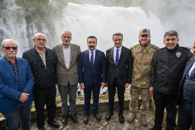 Vali Baruş’tan Tortum Şelalesi’ne ziyaret