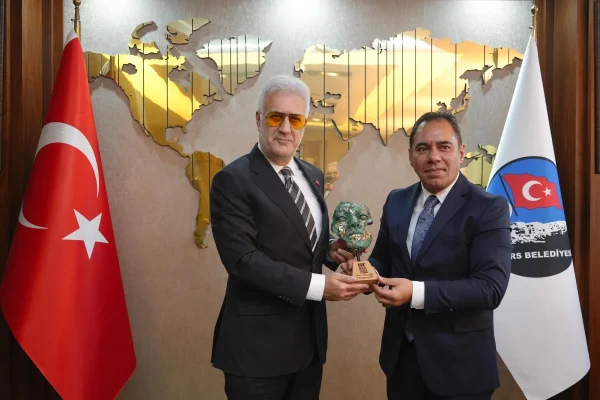 Devlet Tiyatroları Genel Müdürü Tamer Karadağlı, Ata Toprağı Kars’ta