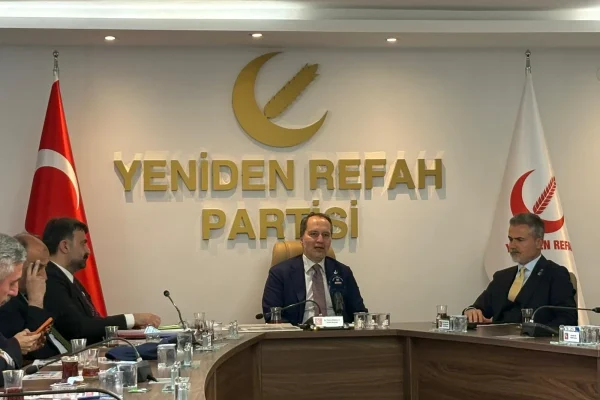 Fatih Erbakan’dan Ankara Kent Konseyi’ne övgü: “Bu çalışmaları iyilik hareketi olarak görüyorum”