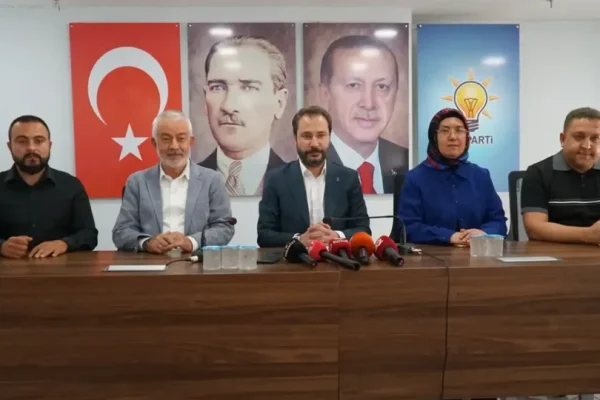 AK Parti Isparta’da 25. yıl mesajı: “Milletimizle çeyrek asır”
