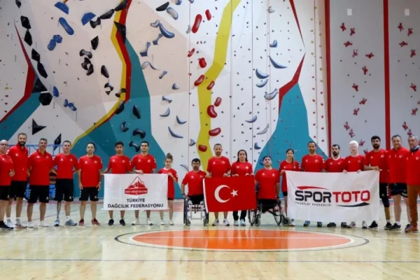 Para Tırmanış Milli Takımı Dünya Kupası için Çanakkale’de kampa girdi