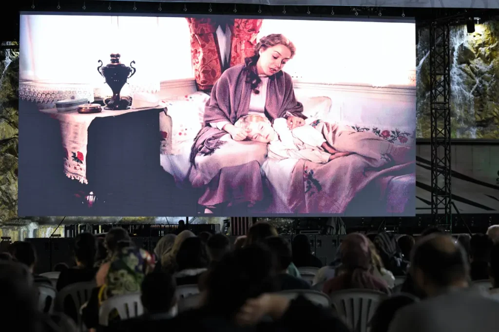 30 Ağustos Zaferi anısına “Veda” filmi Keçiören’de dev ekranda izletildi