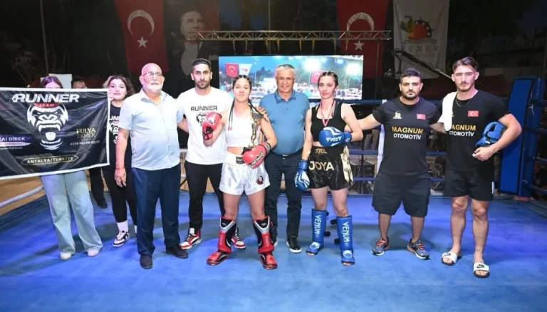 Antalya Kemer’de kick boks gecesi