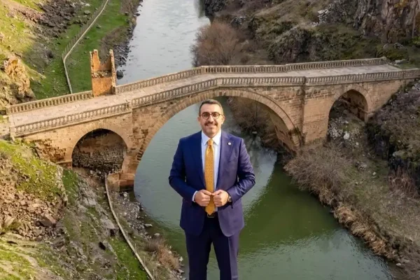Ani Köprüsü Tarihi Misyonuna Kavuşuyor