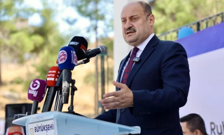 Başkan Gülpınar’dan torpil uyarısı: “Amca, dayı işlerini unutun”