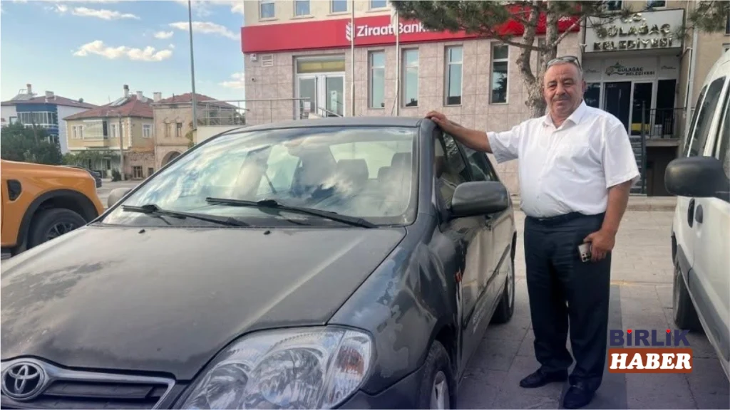 Bu başkanın makam aracı ve özel şoförü yok