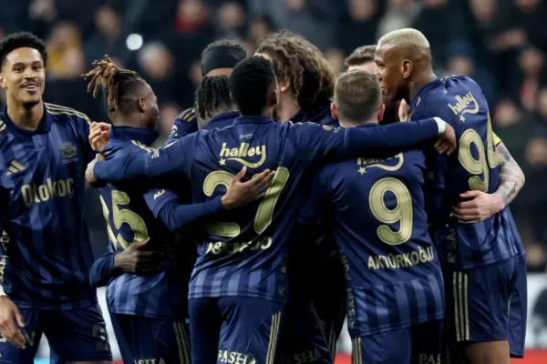 Fenerbahçe’de seçim hareketliliği: “17 futbolcu gönderilecek”