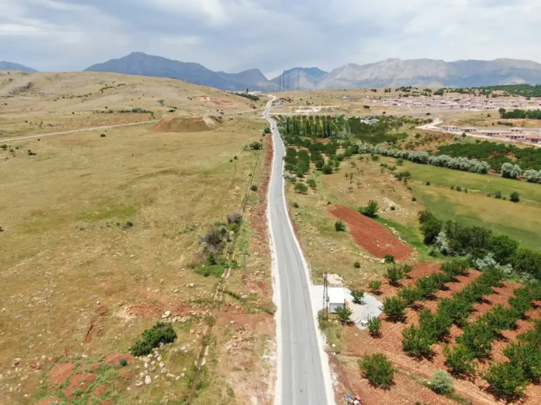 Doğanşehir Yolkoru’da tozlu yol tarihe karıştı