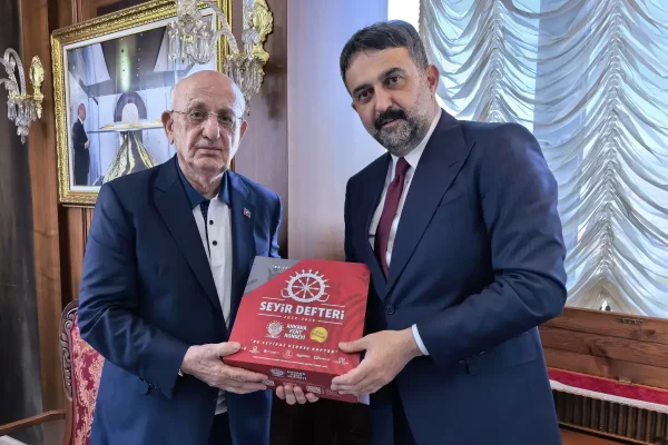 AKK Başkanı Halil İbrahim Yılmaz eski TBMM Başkanı İsmail Kahraman’ı ziyaret etti