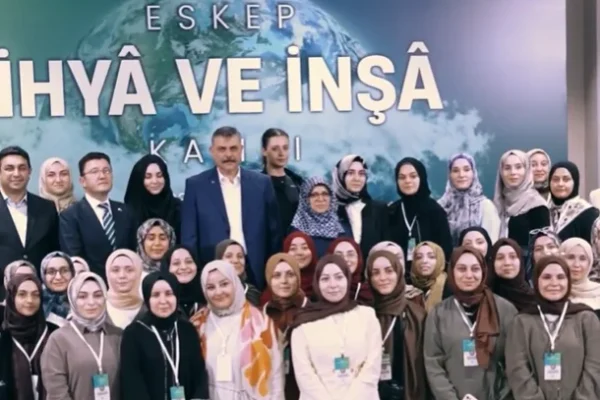 İçişleri Bakanı Çiftçi, hafız gençlerle bir araya geldi