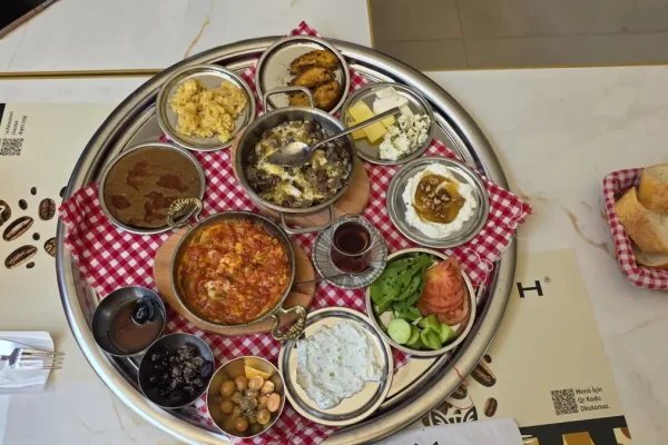 Pendik’te Van Kahvaltısından Dünya Mutfağına Yeni Gastronomi Durağı: Van North