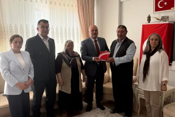 AK Parti İl Başkanı Muammer Sancar’dan 15 Temmuz şehit ailesine ziyaret