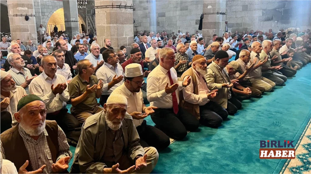 Aksaray’da 15 Temmuz İçin Mevlid Programı Düzenlendi