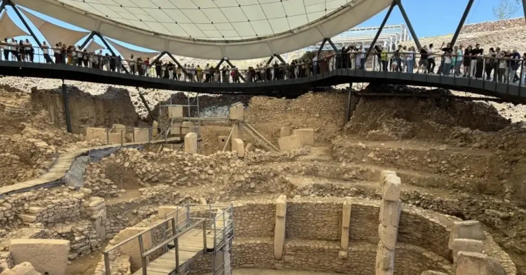 Bayram tatilinde UNESCO mirası Göbeklitepe’ye ziyaretçi akını