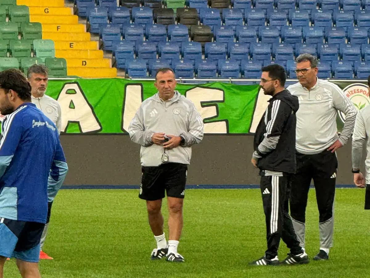 Çaykur Rizespor Teknik Direktörü Uçar: Derbinin ne anlam ifade ettiğini biliyorum