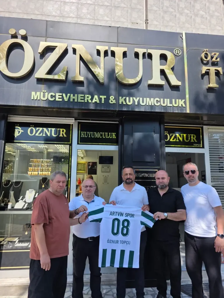 Artvinli iş İnsanı Topçu’ya Artvinspor’dan ziyaret