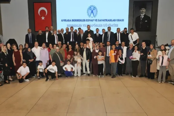 Ankara’da Berberler ve Kuaförler Günü esnafı ve protokolü bir araya getirdi