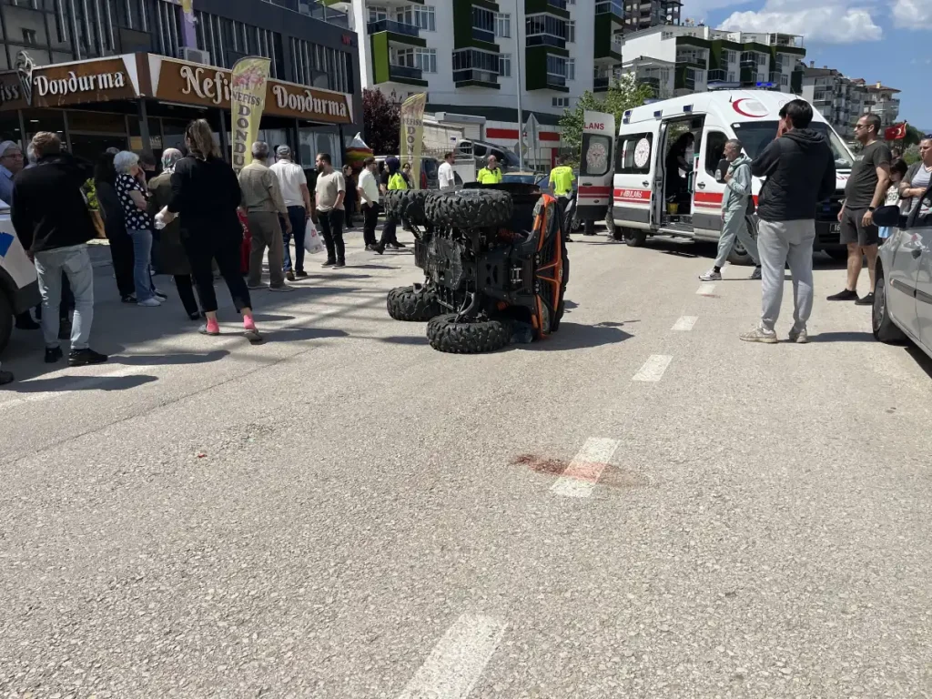 Mudanya’da korkutan ATV kazası: 4 Kişi yaralandı, o anlar kamerada
