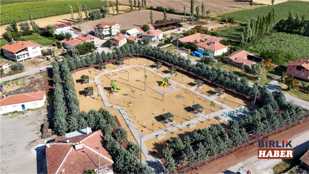 Hırkatol Köyü Millet Bahçesi Hizmete Hazır