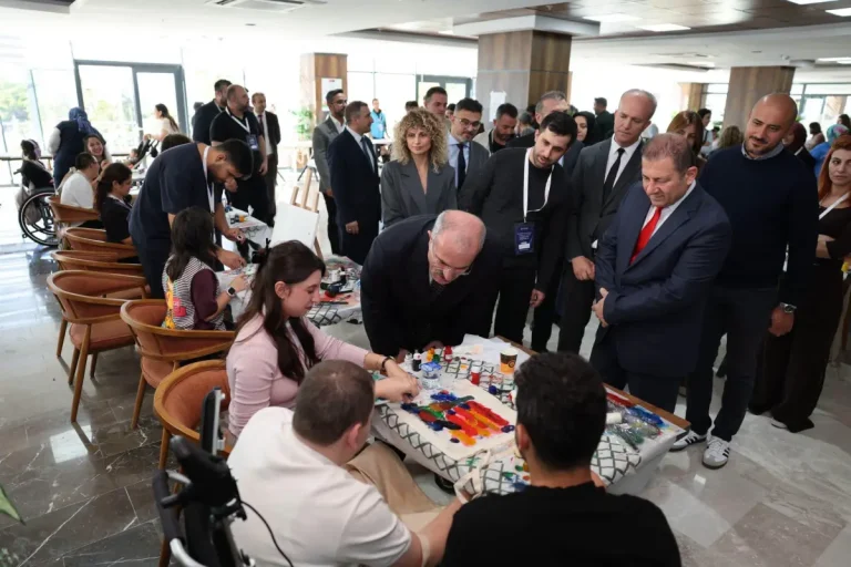 Serebral palsili gençler Çanakkale’deki pilot kamp buluşmasında moral buldu