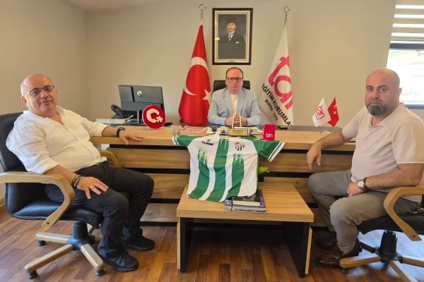 Artvinspor’un Kadın Voleybolu Projesine İş İnsanı Erten Kayan’dan destek